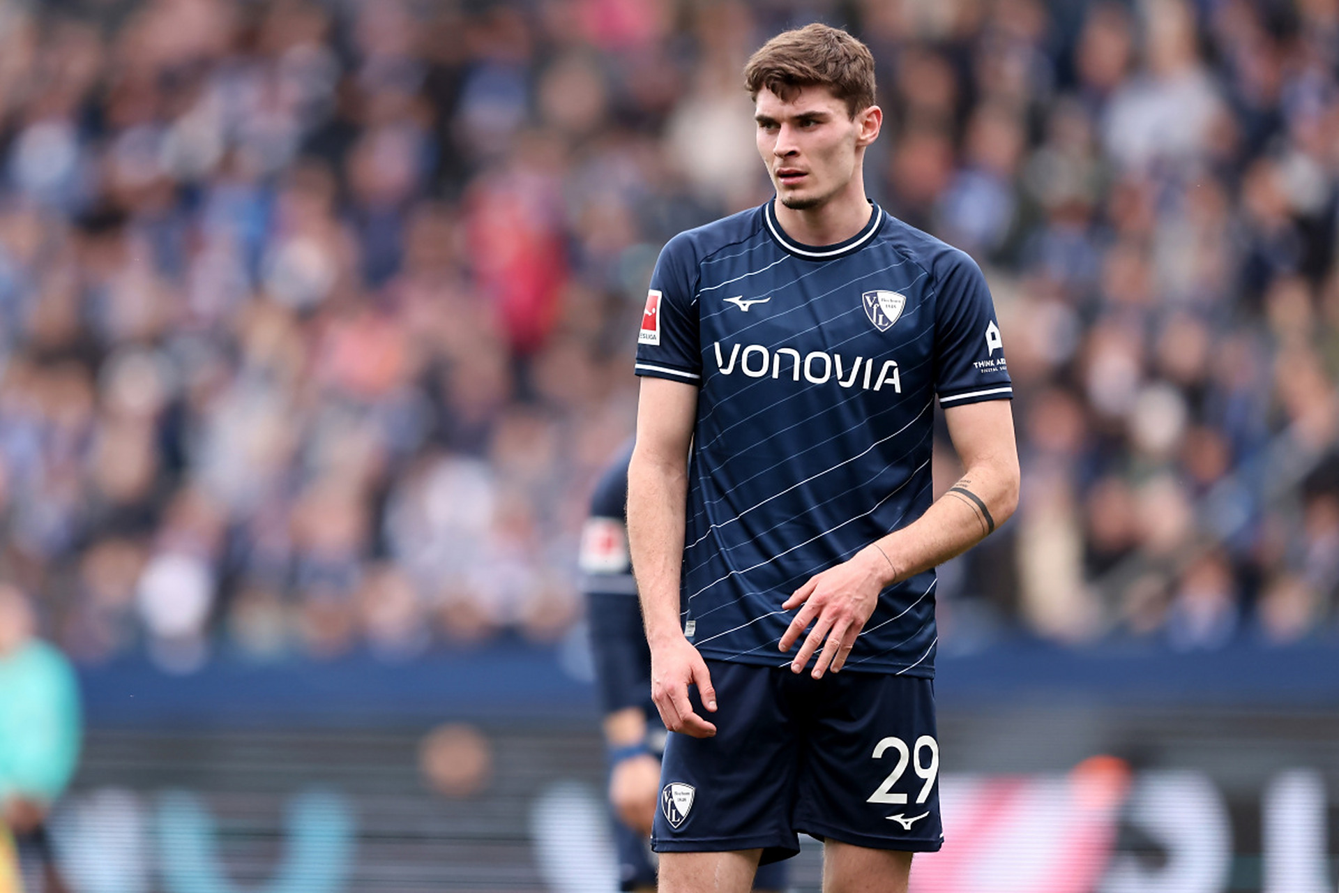 正如解说员 正如解说员