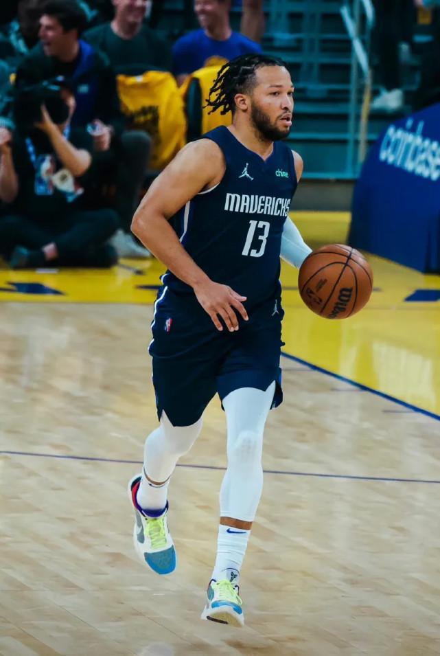 册上开创先 册上开创先