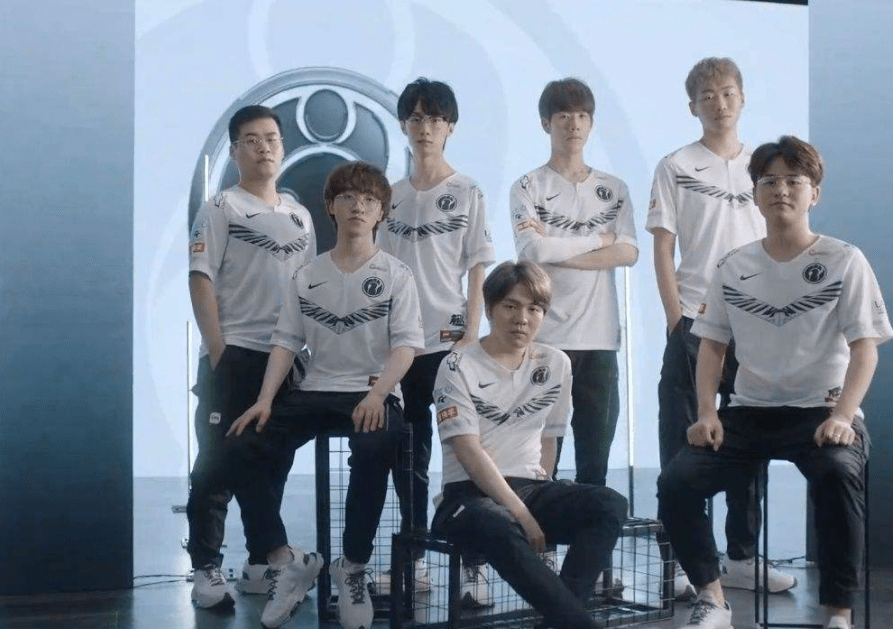 建立王朝的 建立王朝的